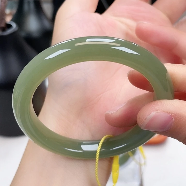 和田玉手镯5758未镶嵌