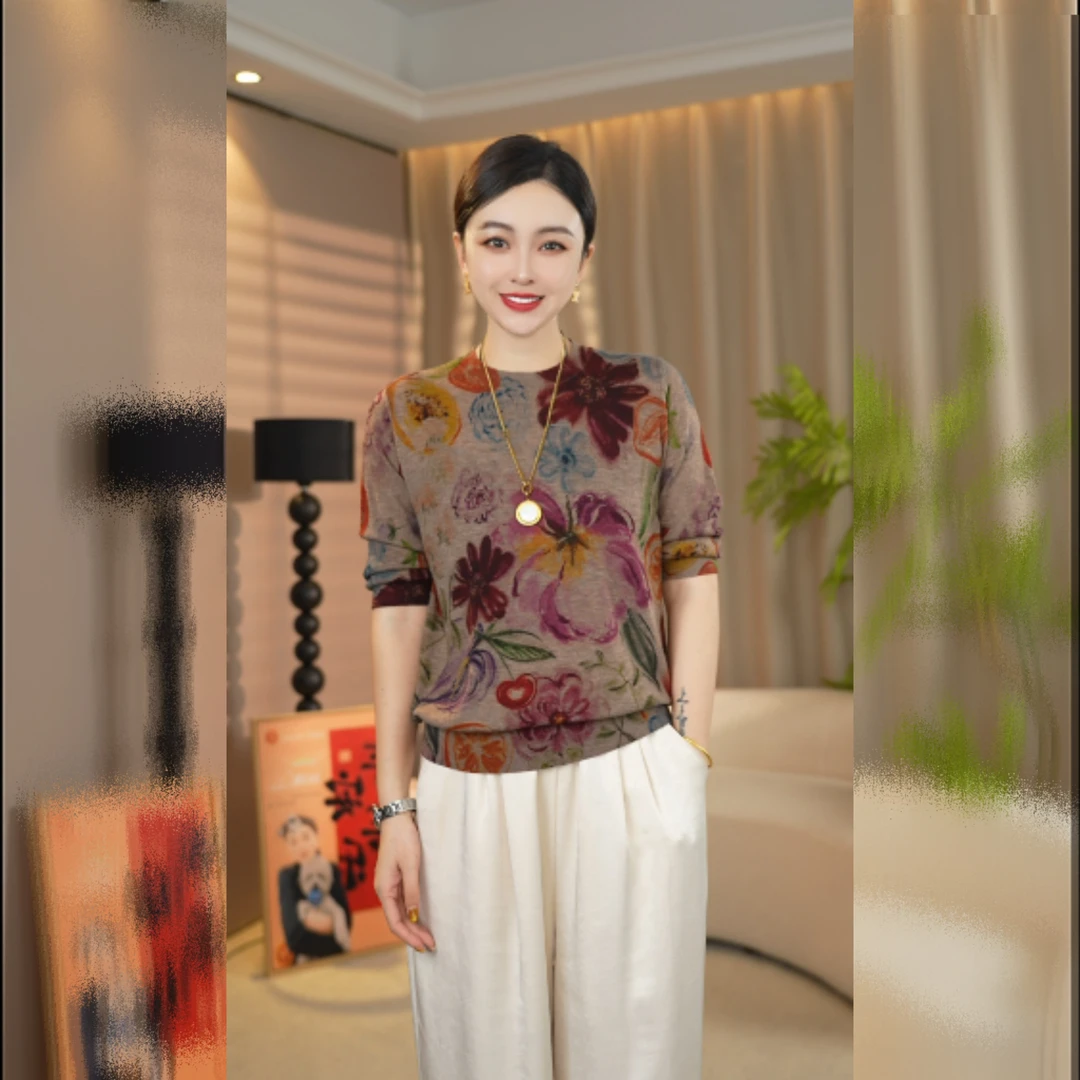 筠织 长袖秋冬新款高级感遮肉显瘦圆领宽松印花气质女精纺羊毛衫