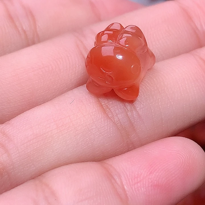 南红玛瑙未镶嵌南红兔兔