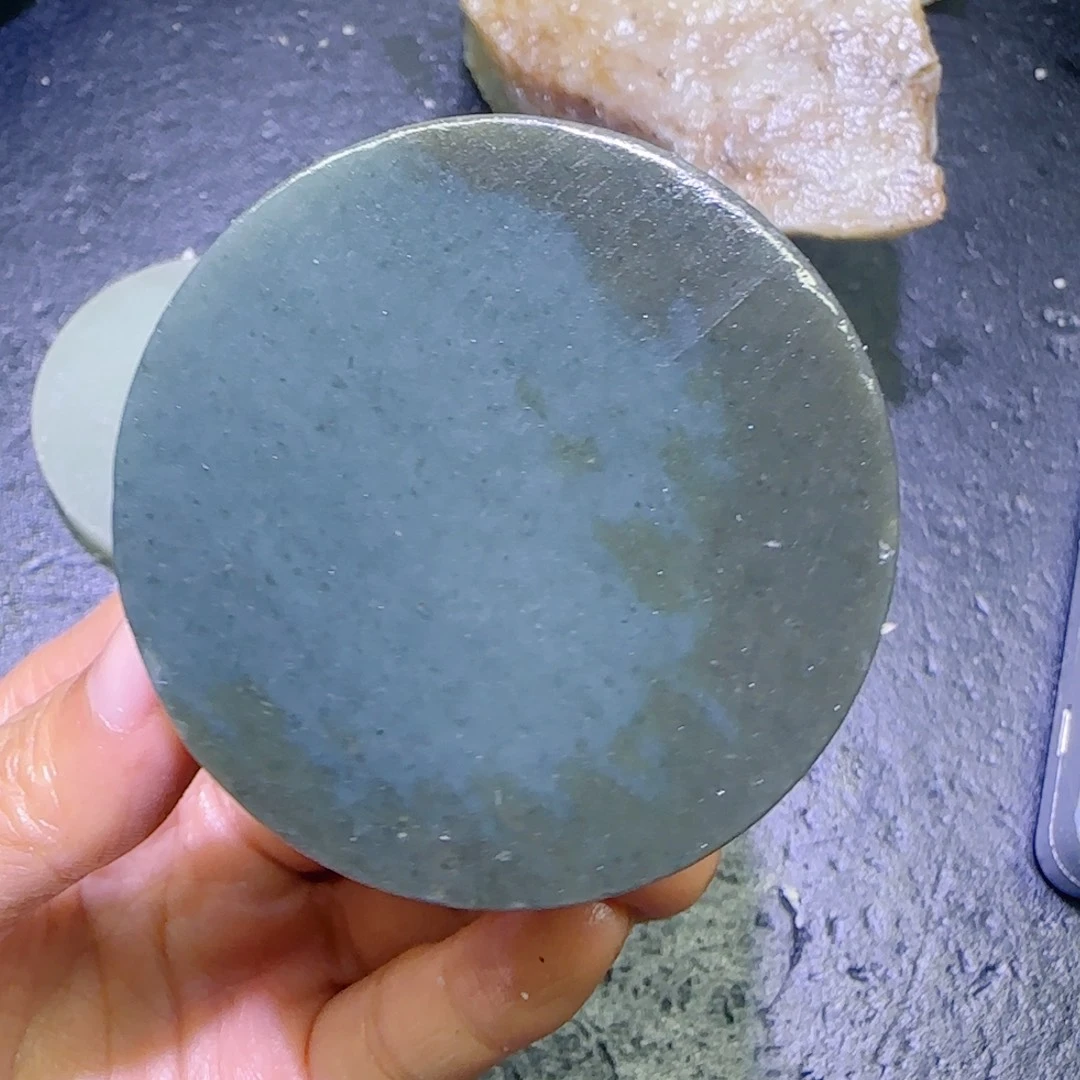 雲***龍和田玉未镶嵌珠宝半成品