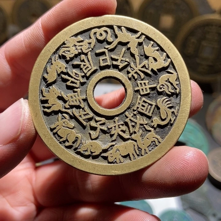 仙***翔铜现代工艺品仿制品