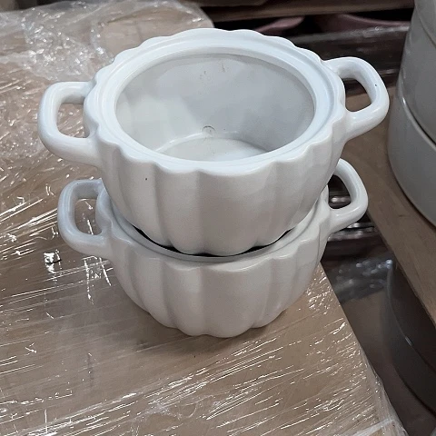 微瑕，不能明火，口径12高度6变形