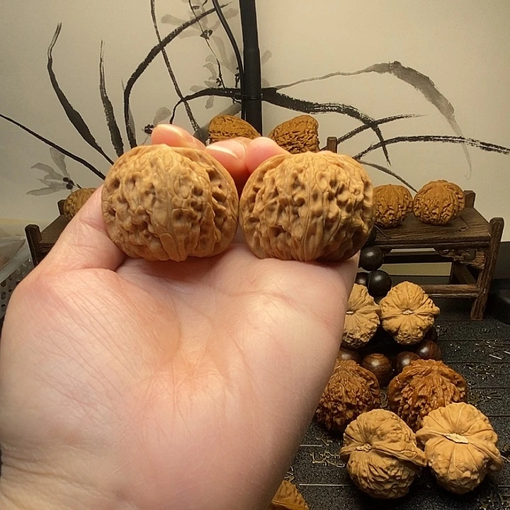 文玩核桃把件磨盘