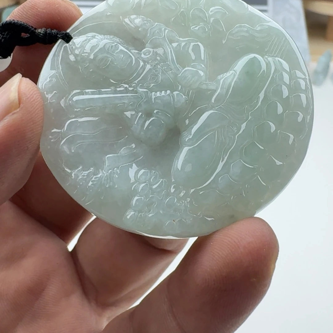 翡翠未镶嵌颈饰天然缅甸A货翡翠