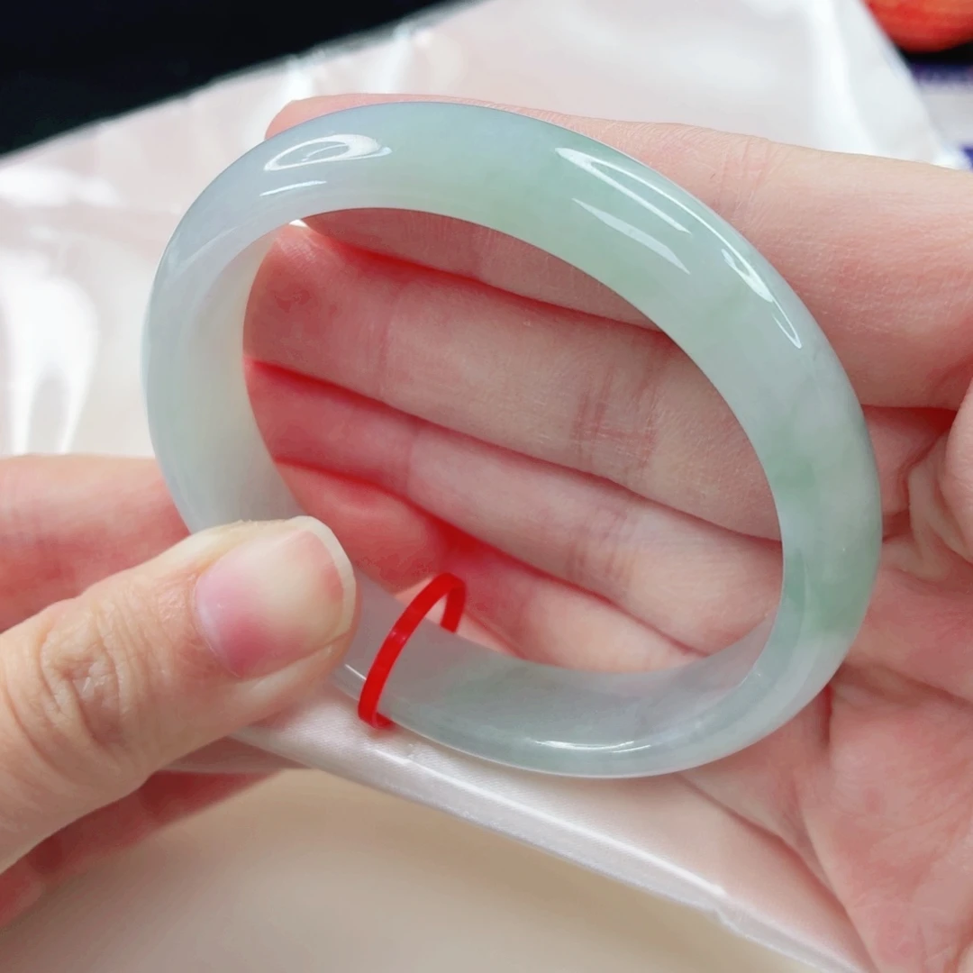 翡翠未镶嵌手镯58.3圈x591贵妃