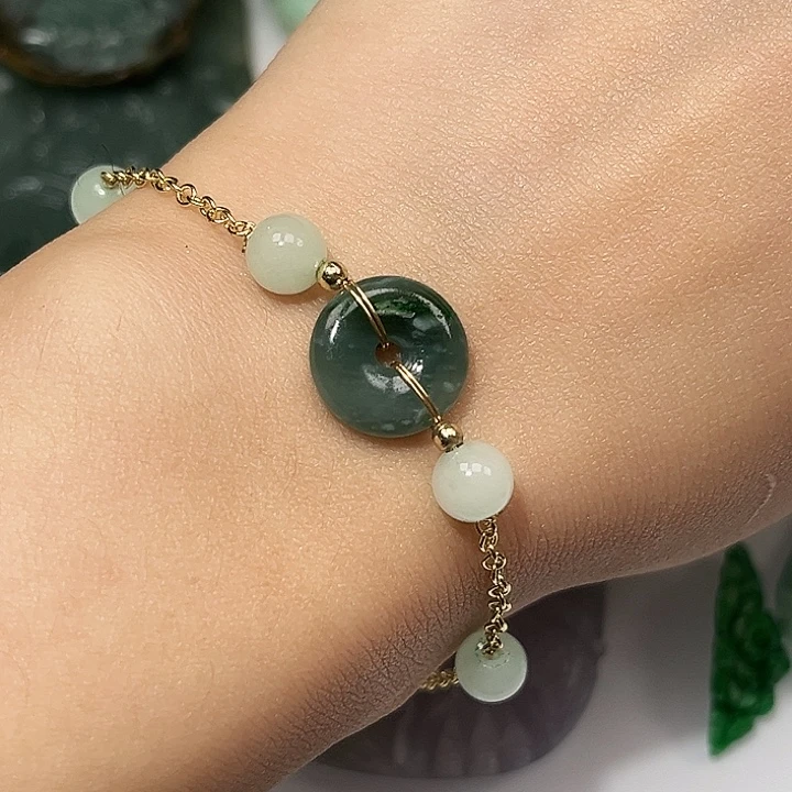 翡翠未镶嵌手链翡翠