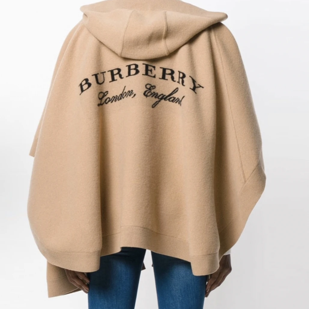 99新 BURBERRY/博柏利 后背Logo印花连帽斗篷驼色/B01679/150*120