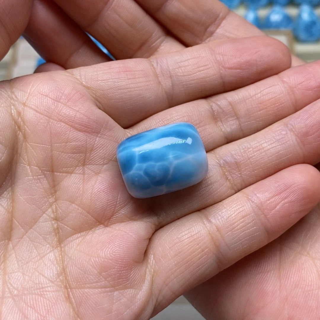 针钠钙石（海纹石）未镶嵌颈饰m****o