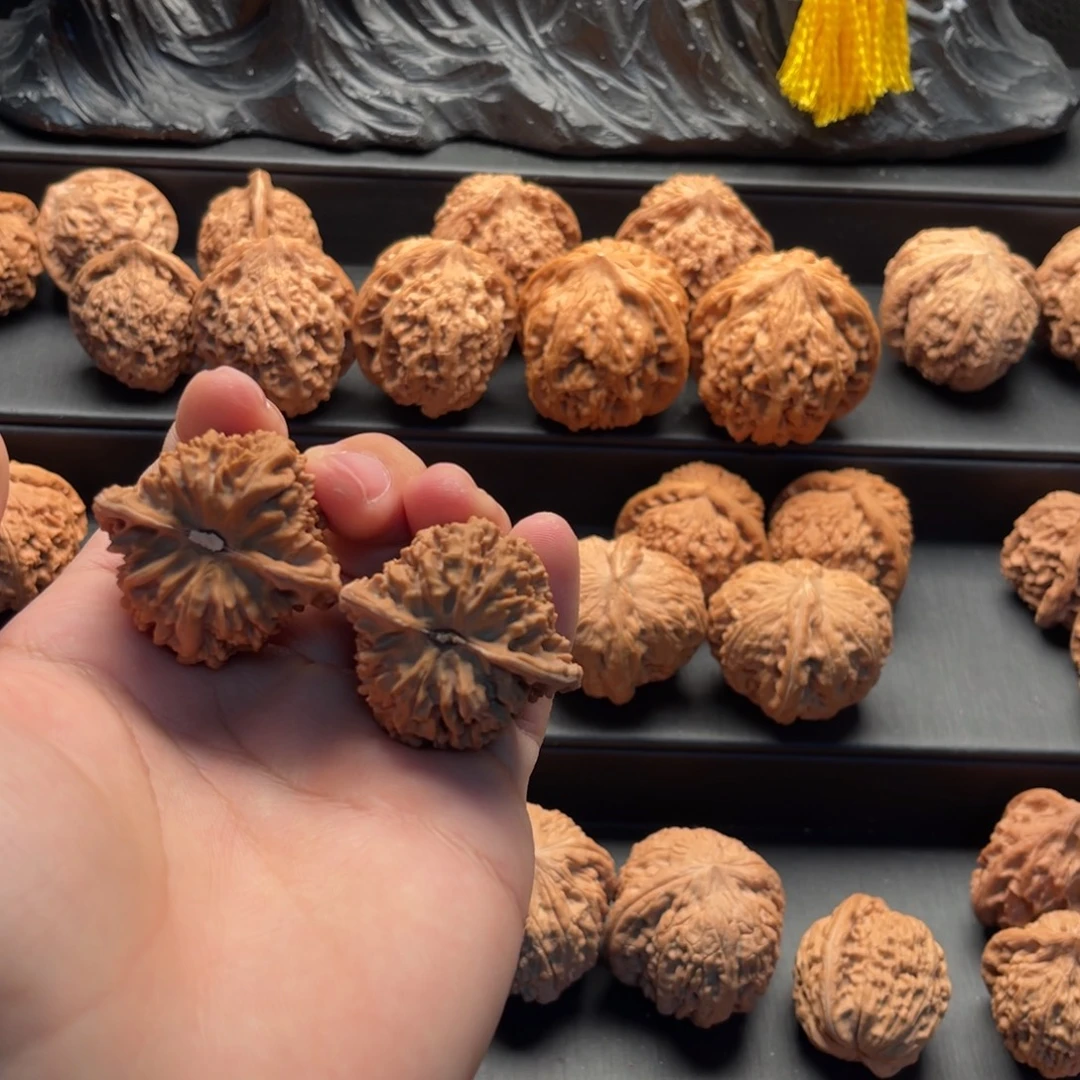 你***震吊坠文玩核桃满天星