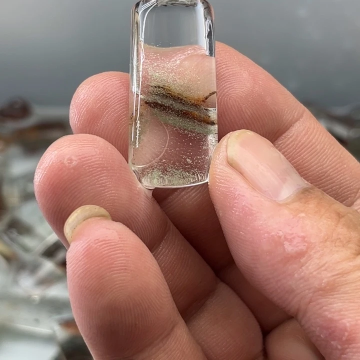 未镶嵌吊坠(赠链)水晶