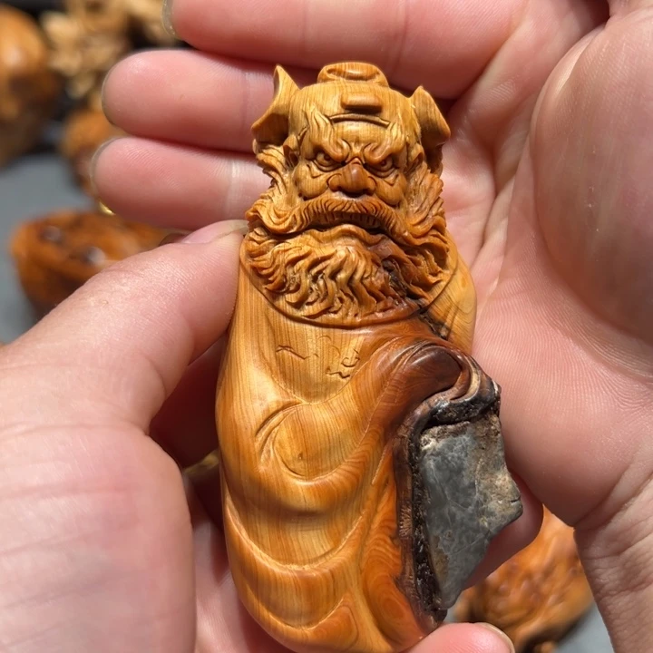 柏木（崖柏）点点关注