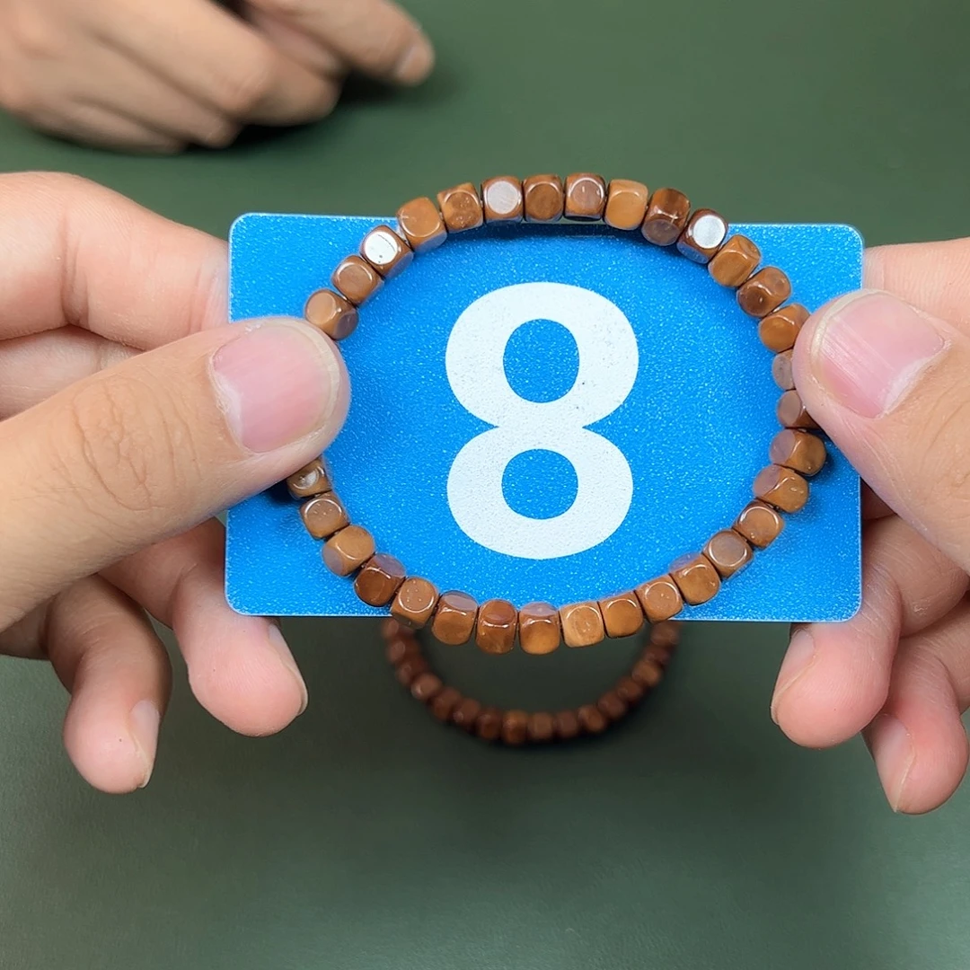 吊坠库克6六方。   8