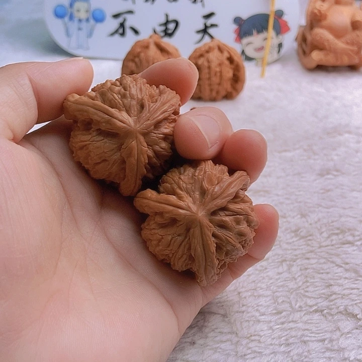 吊坠文玩核桃勤****?三棱