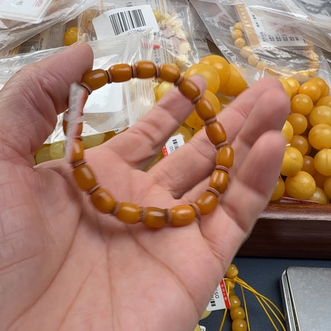 未镶嵌琥珀珠宝奇石