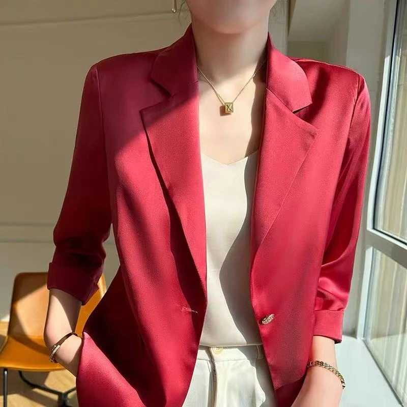 S061 宽松减龄女2025年新款设计感小众外套时尚短款长袖