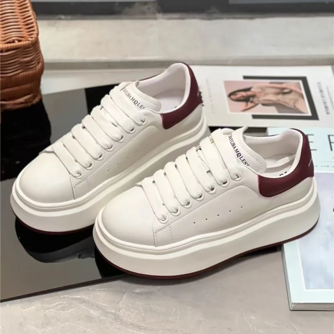 061小个子内增高厚底小白鞋女流行春季新款百搭休闲松糕系带板鞋