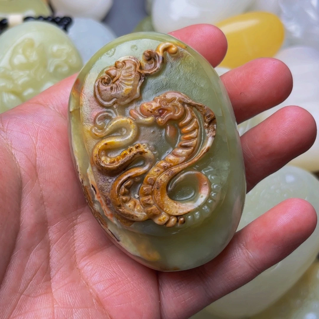 石材方解石手把件蛇