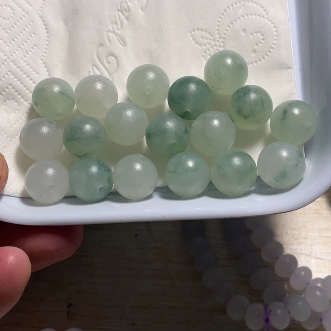 未镶嵌定制翡翠小*?