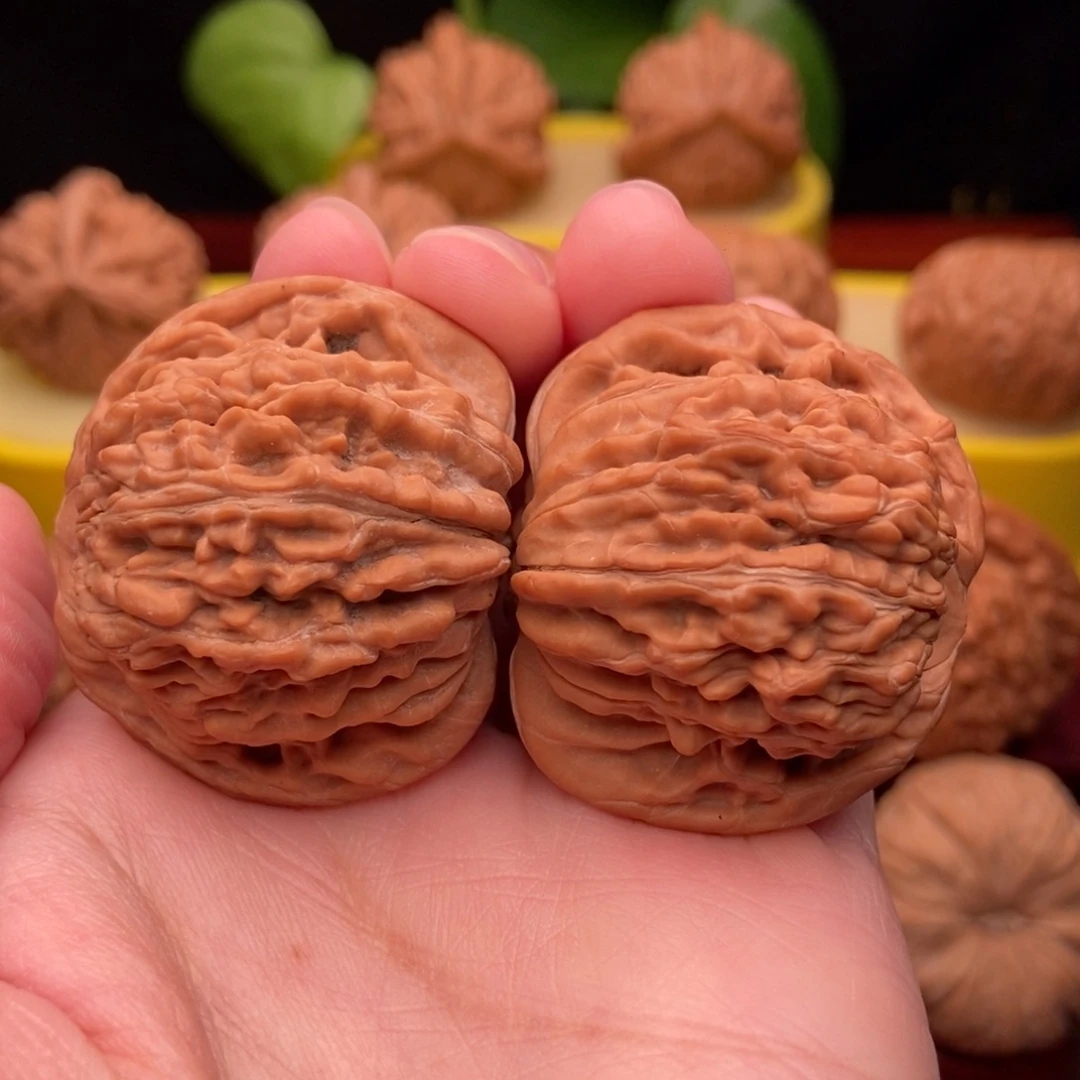 把件文玩核桃精品老树红皮四座楼40