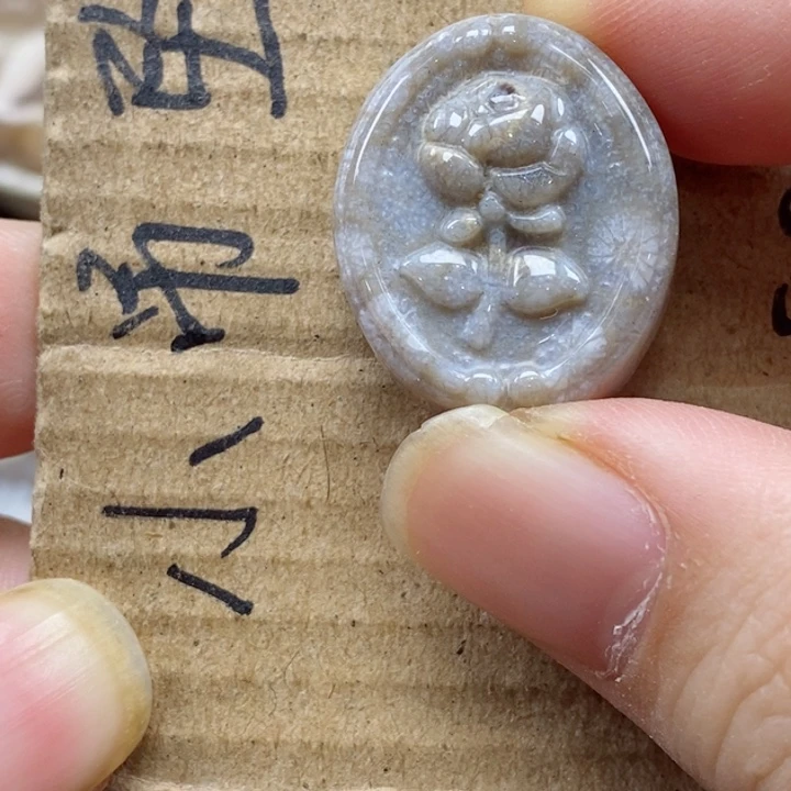 硅化珊瑚（珊瑚玉）颈饰未镶嵌