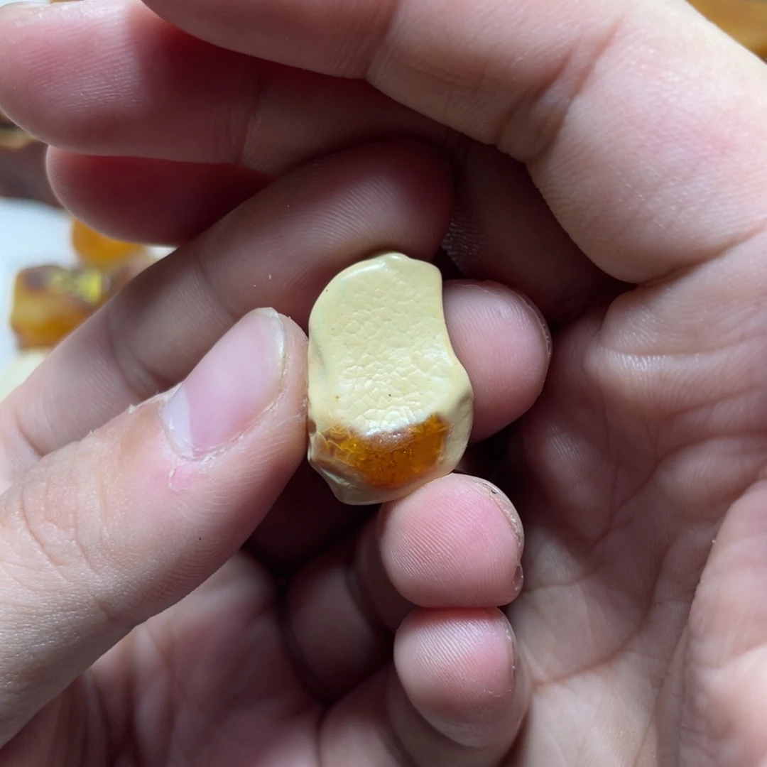 定制琥珀天然原矿