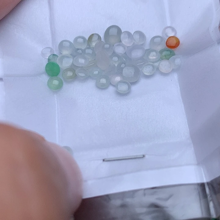 定制翡翠未镶嵌戒指