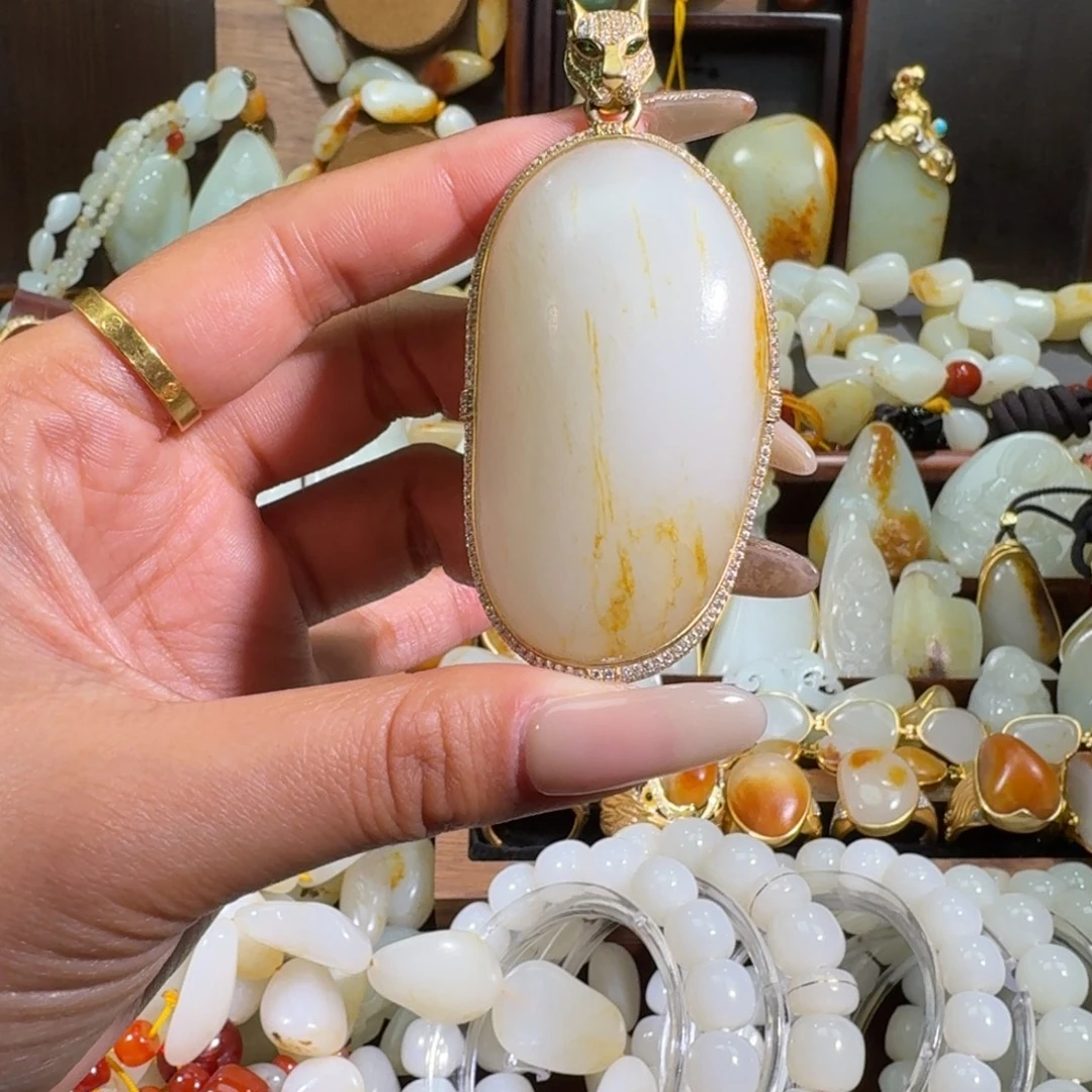 和田玉未镶嵌手链