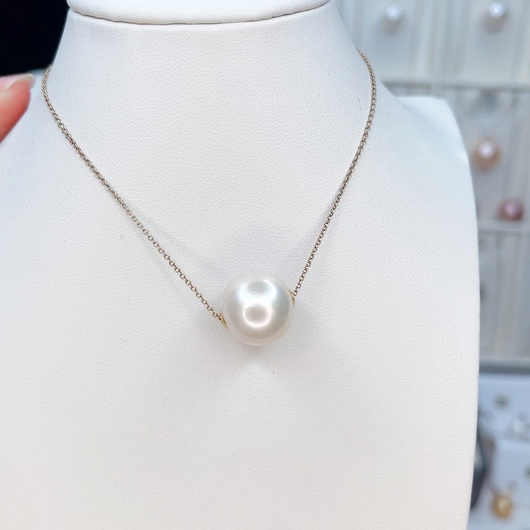 淡水珍珠18K金镶嵌吊坠(赠链)