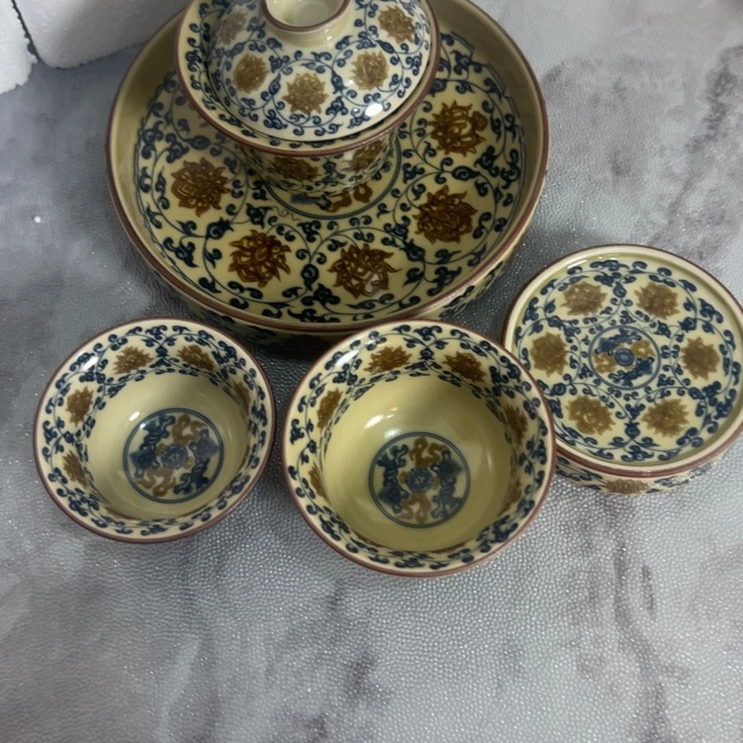 釉里金缠枝莲五件套