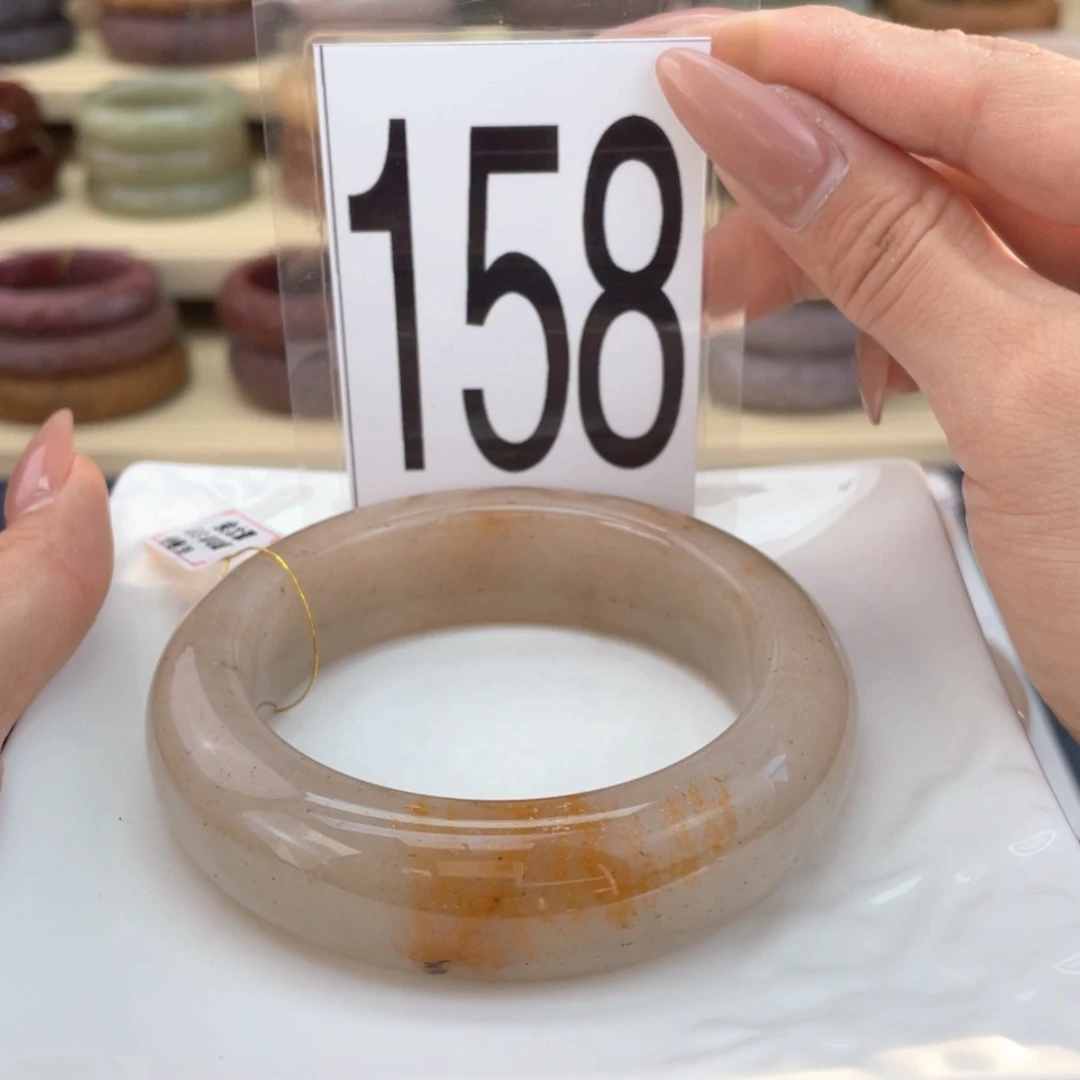 【闪购商品】石英质玉手镯未镶嵌