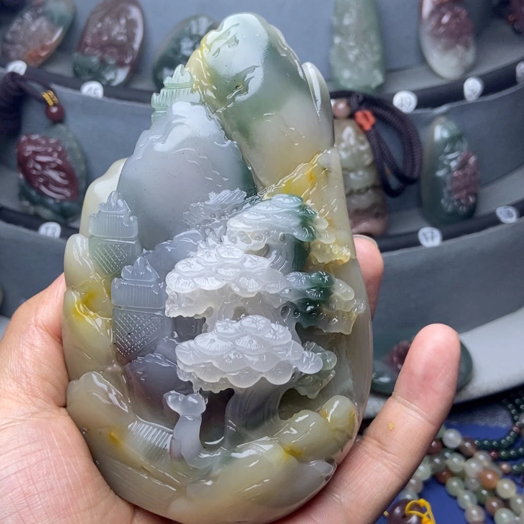 小***白玛瑙/玉髓未镶嵌颈饰