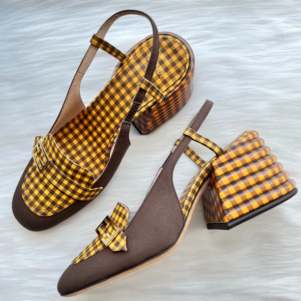 99新 FENDI/芬迪 头层牛皮格纹高跟鞋 36码 公价7.2k x005