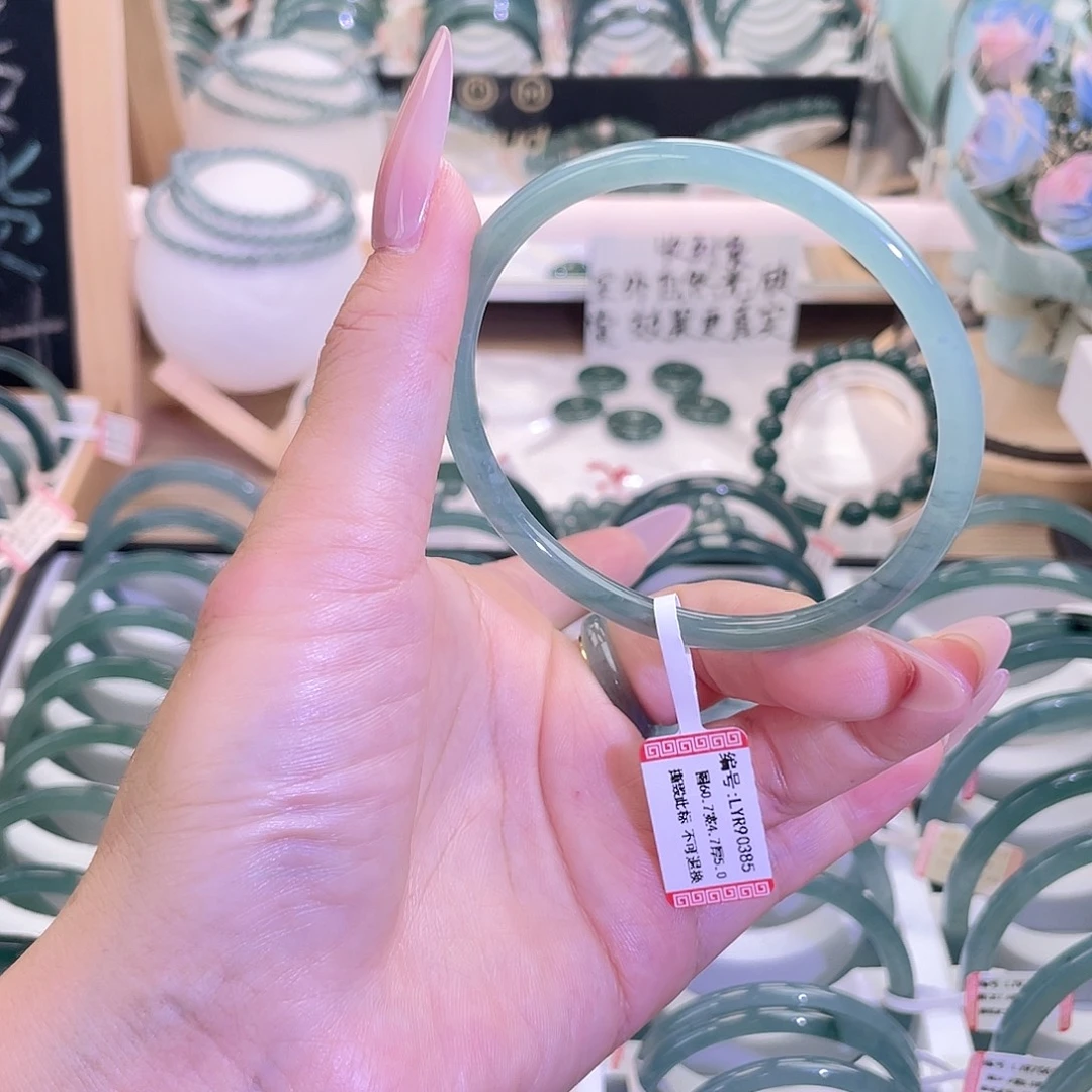 翡翠未镶嵌手镯59-60圈