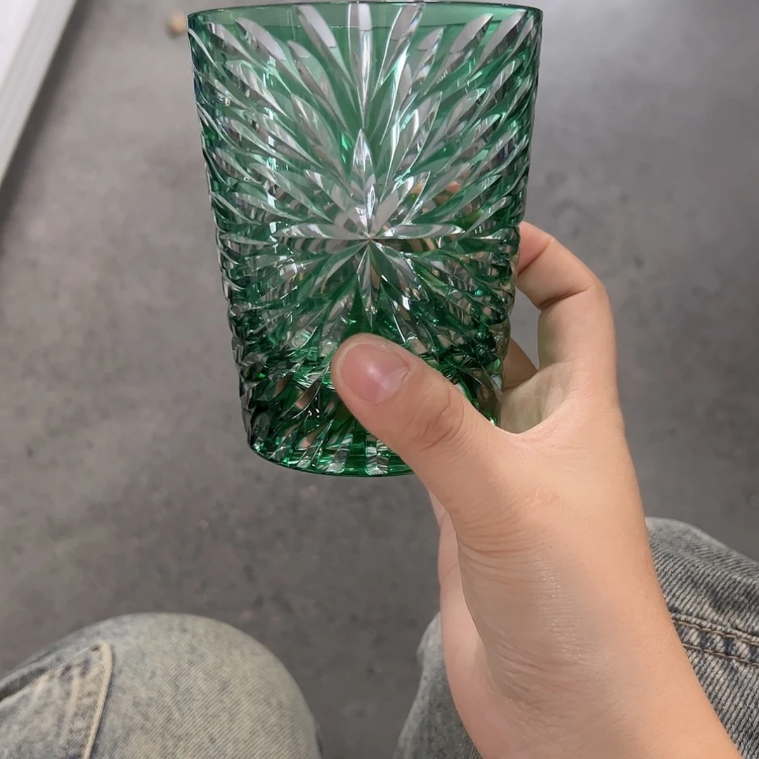 t***a水晶玻璃平底款微瑕一个