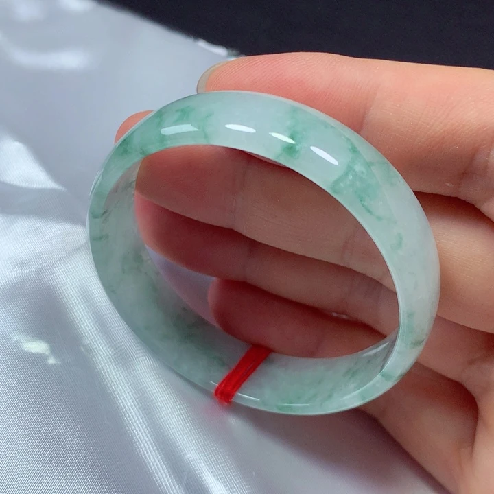 翡翠手镯未镶嵌50.8正圈