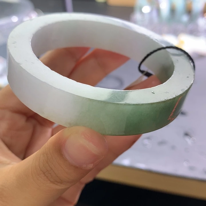 定制翡翠超细腻半山水未镶嵌