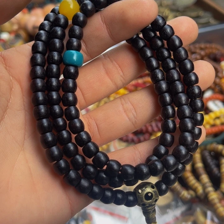 大叶紫檀（黑酸枝木类）