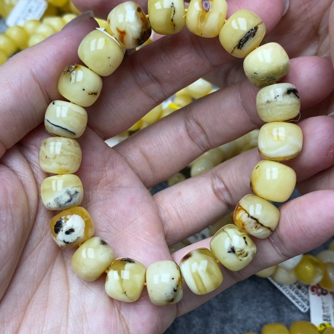 琥珀未镶嵌珠宝奇石42