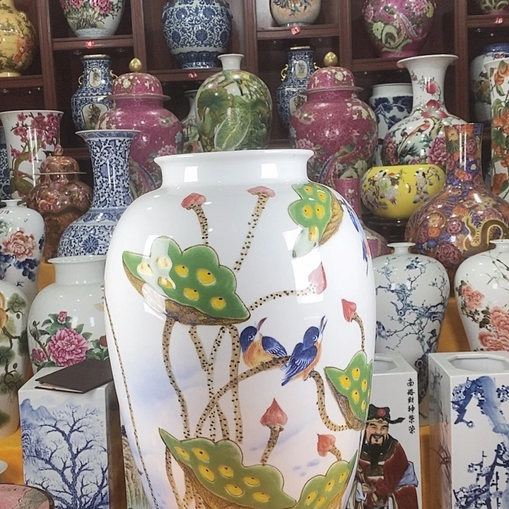 摆件景德镇陶瓷冬瓜瓶