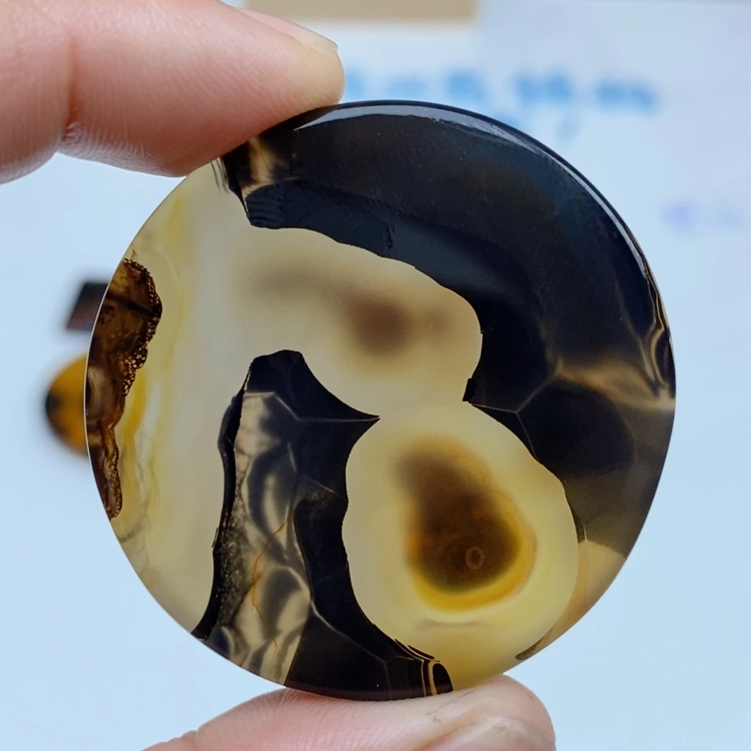 玛瑙/玉髓未镶嵌珠宝半成品