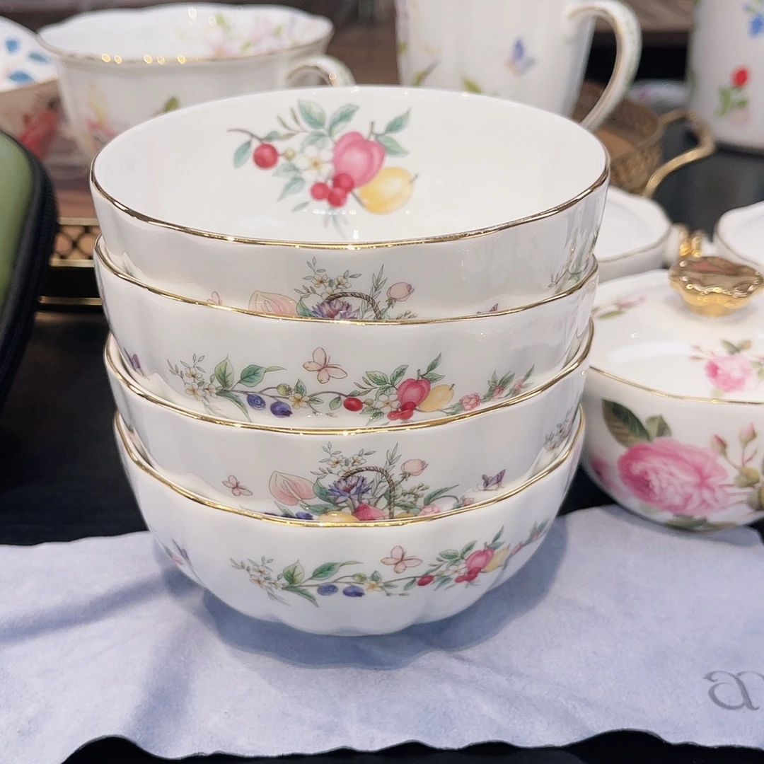 骨瓷饭碗4个————————————