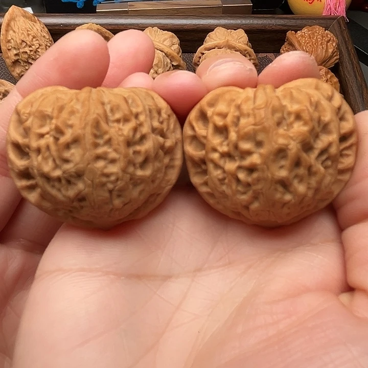 文玩核桃吊坠金牛41全