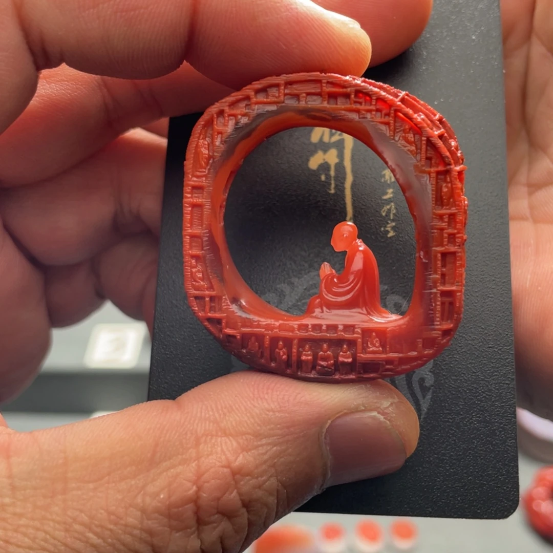 城***南红玛瑙未镶嵌挂件