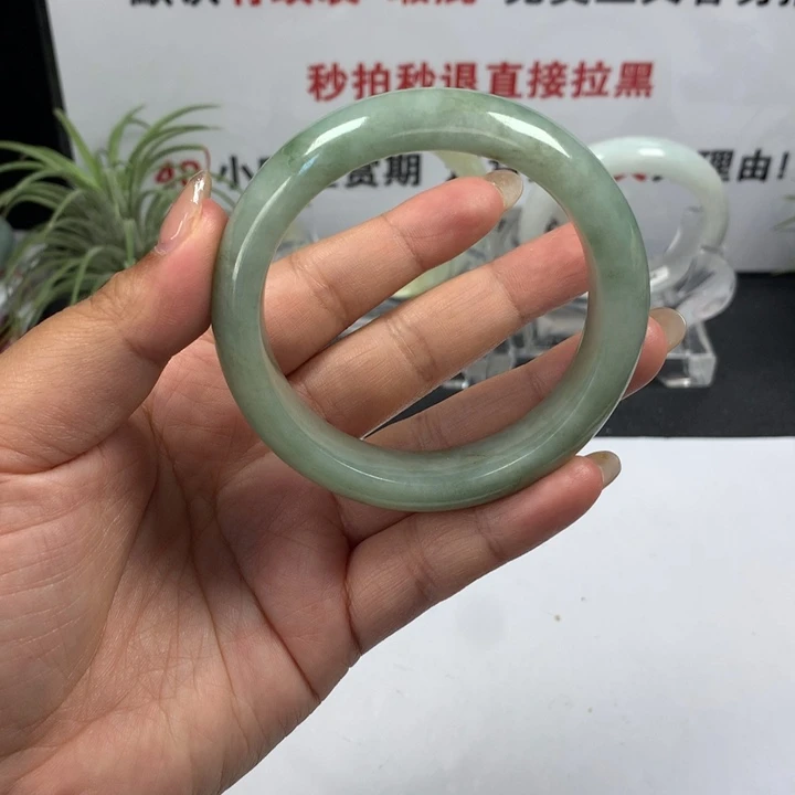 未镶嵌手镯翡翠55