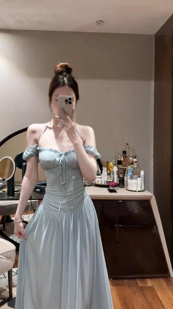 闪闪定制【层叠浪漫~】网纱海边度假连衣裙海岛方领气质裙子2517