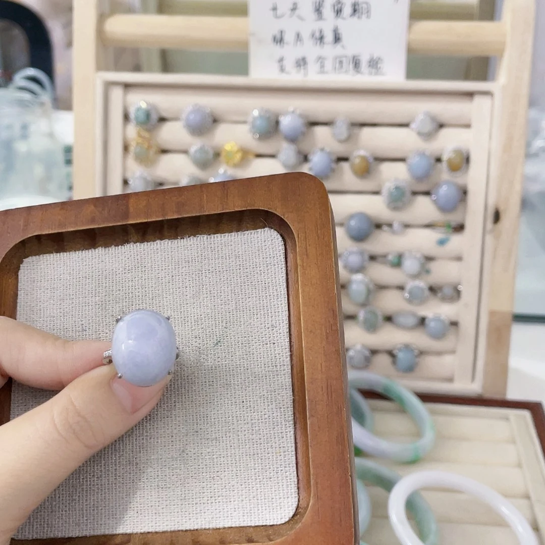 颈饰未镶嵌翡翠天然翡翠Ａ货