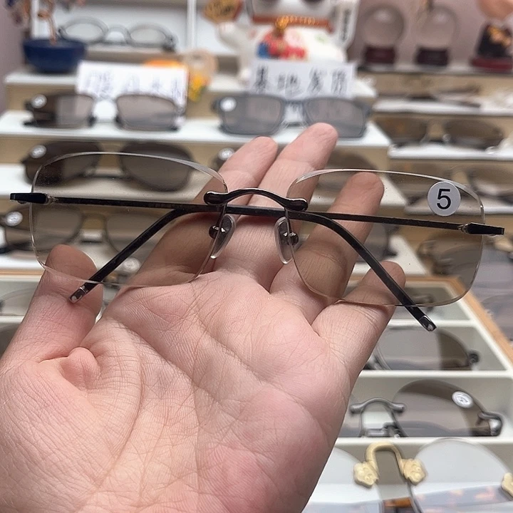 天然水晶眼镜未镶嵌水晶