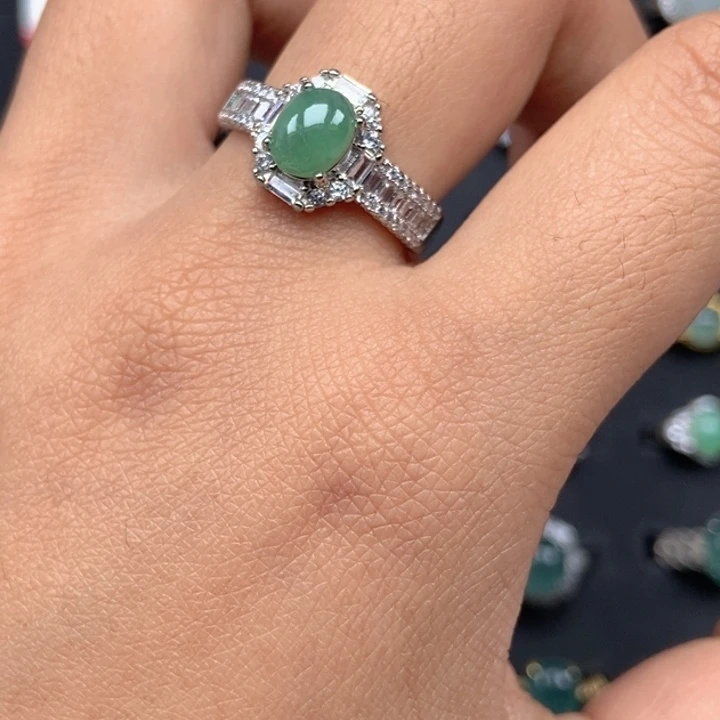 翡翠未镶嵌戒指戒指