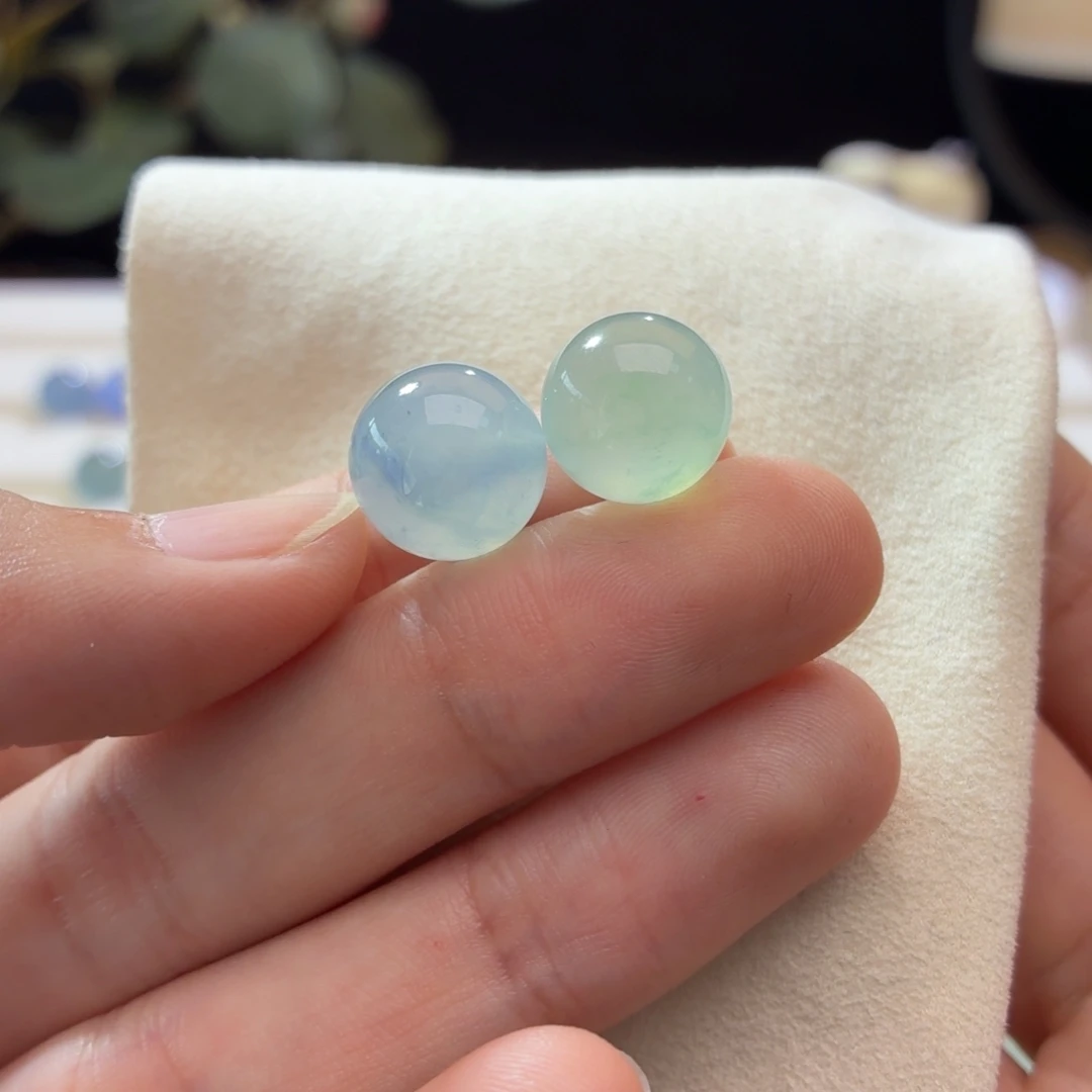 定制翡翠未镶嵌很漏一对