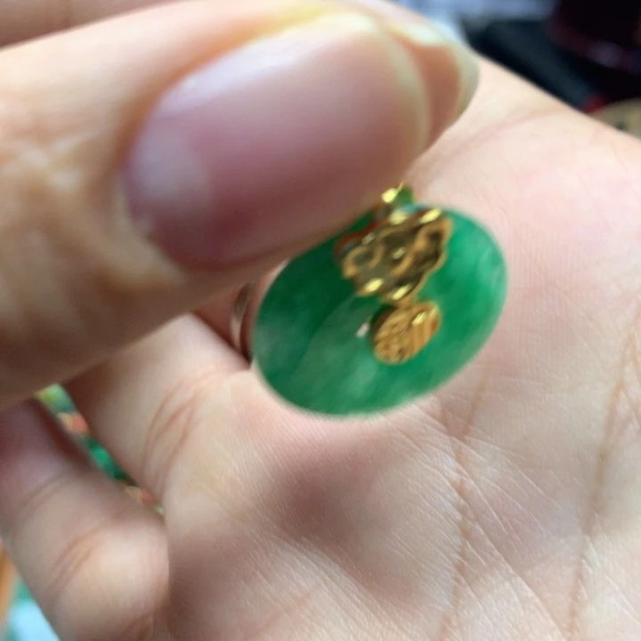 颈饰未镶嵌翡翠吊坠